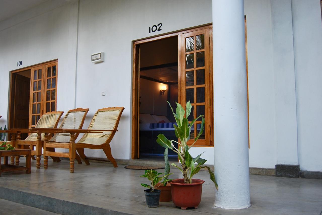 Cili Hotel Baía de Arugam Exterior foto